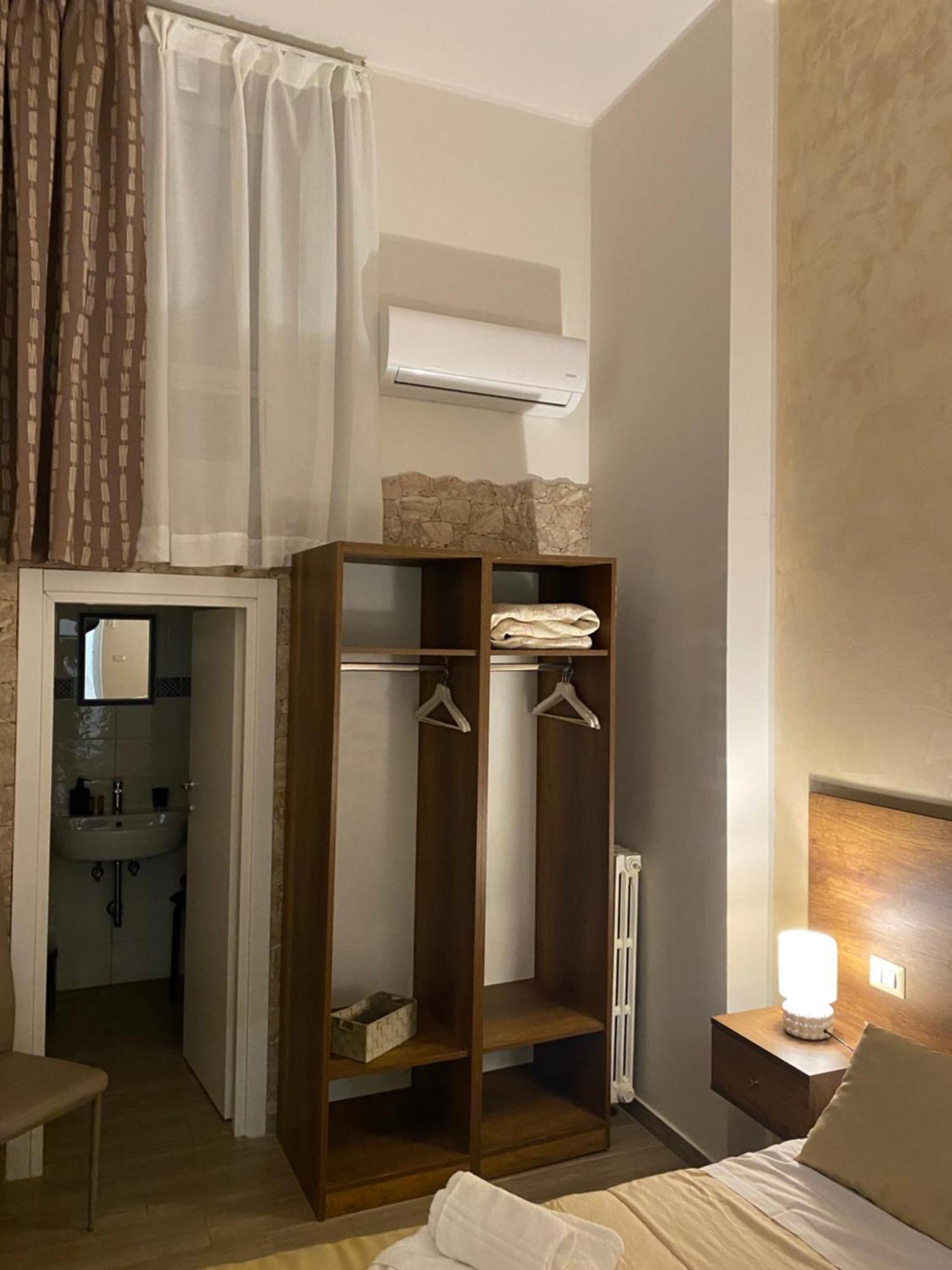 Bed and Breakfast La Dimora Dei Borboni Neapel Exterior foto
