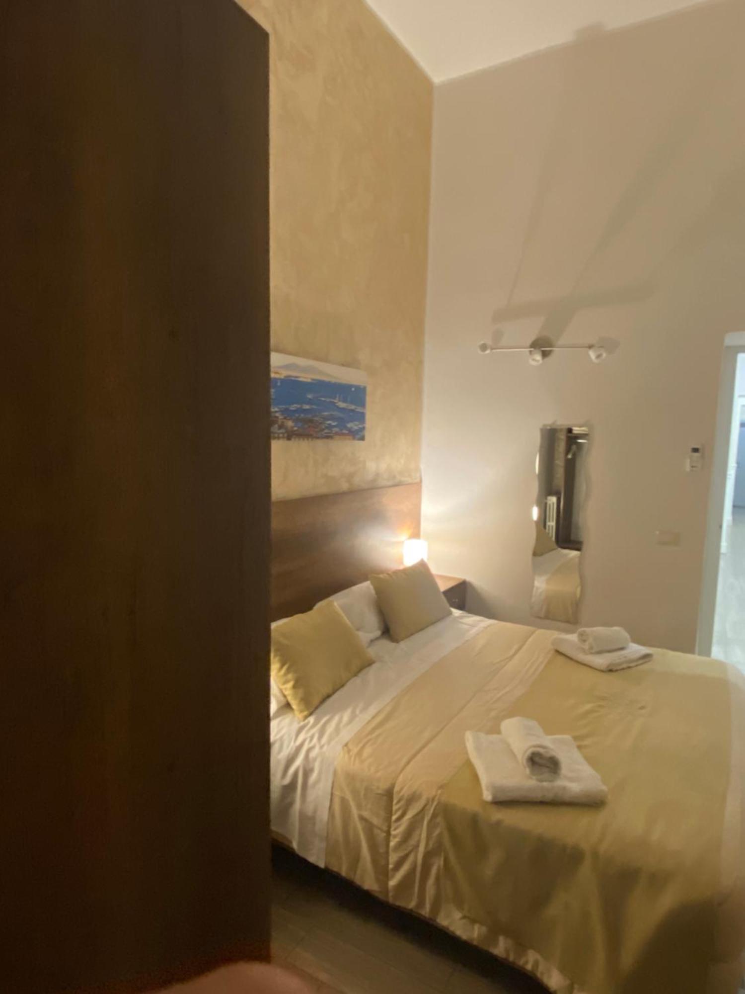 Bed and Breakfast La Dimora Dei Borboni Neapel Exterior foto