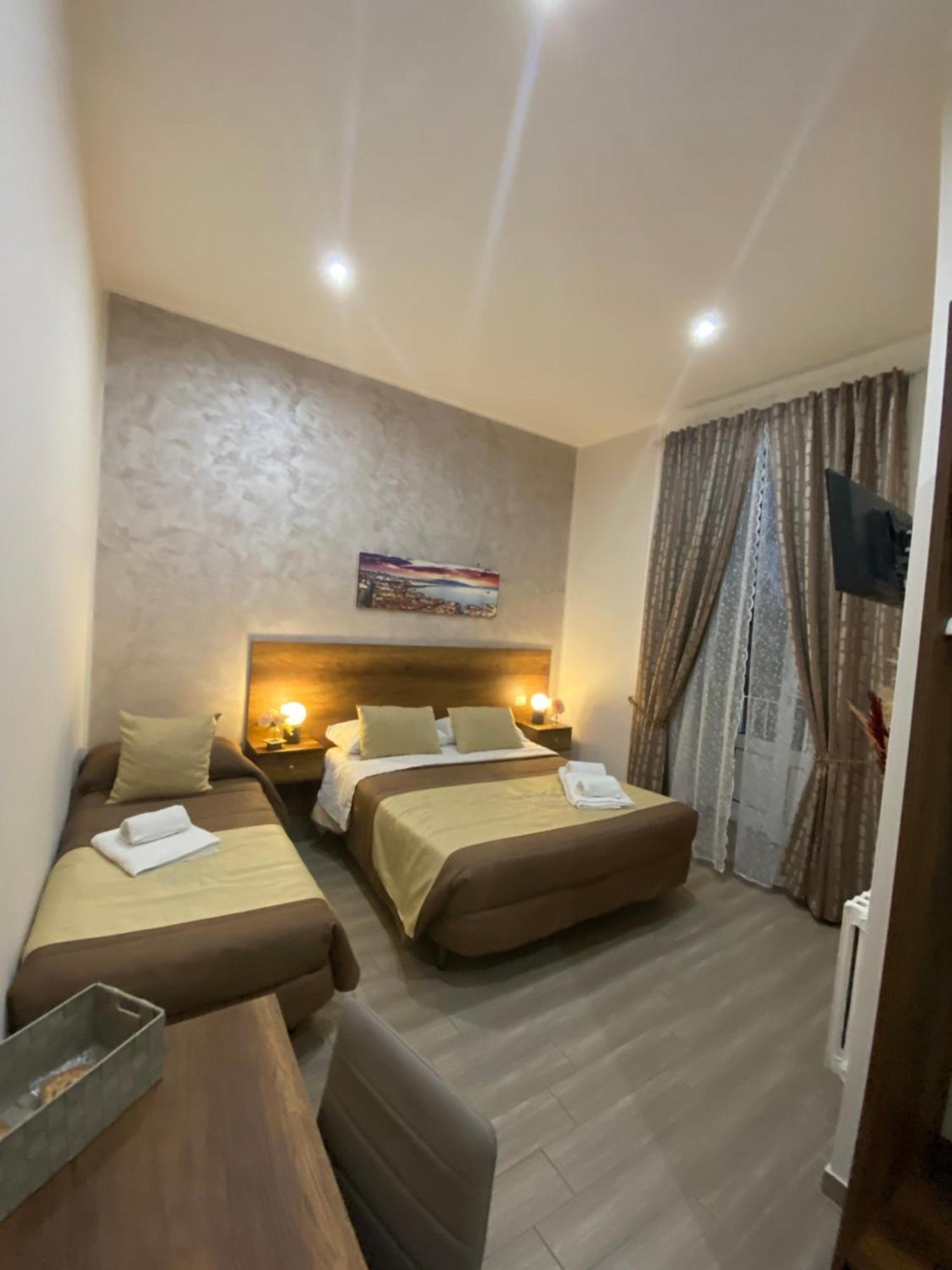 Bed and Breakfast La Dimora Dei Borboni Neapel Exterior foto