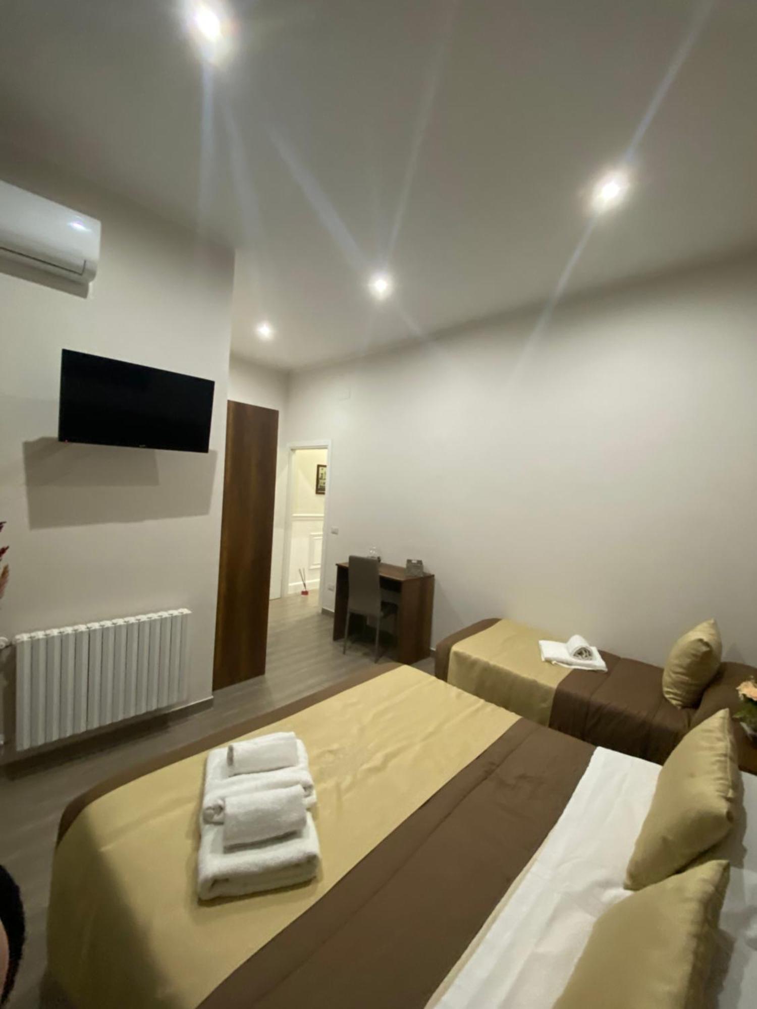 Bed and Breakfast La Dimora Dei Borboni Neapel Exterior foto