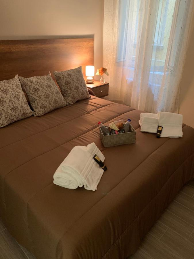 Bed and Breakfast La Dimora Dei Borboni Neapel Exterior foto