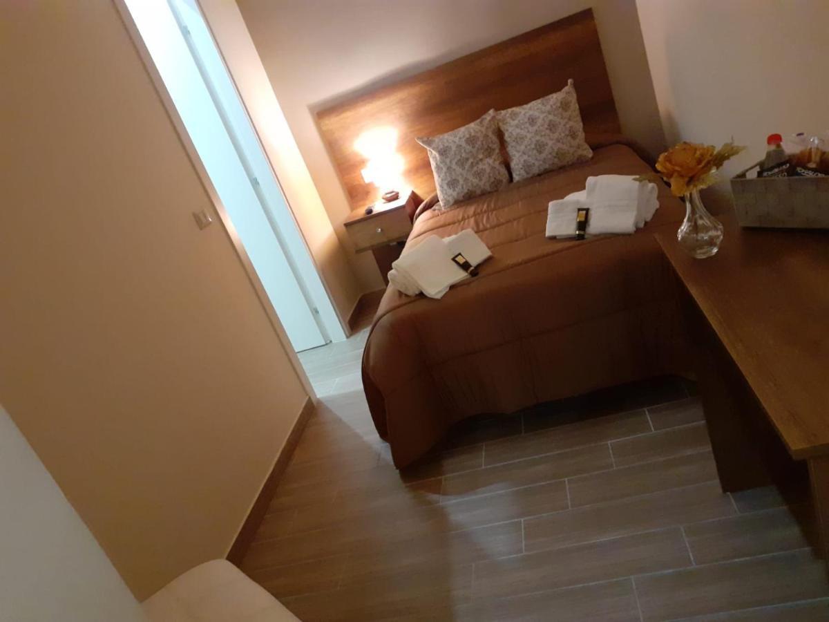 Bed and Breakfast La Dimora Dei Borboni Neapel Exterior foto